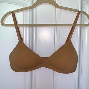 Pepper Limitless WireFree Scoop Bra - Carmel Colour - Size Medium